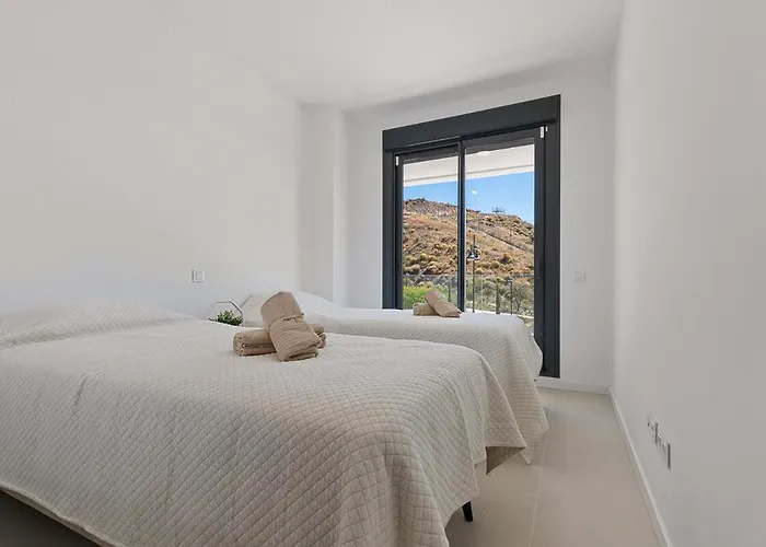 Beautiful New 2bdr Apartment