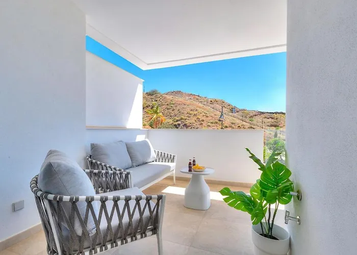 Beautiful New 2bdr Apartment